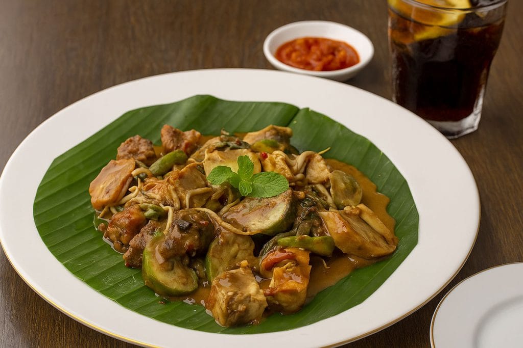 rujak cingur with soda
